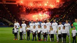 بالفيديو - جماهير كوبنهاجن تستخدم الألعاب النارية.. والنادي الدنماركي سيدفع الثمن