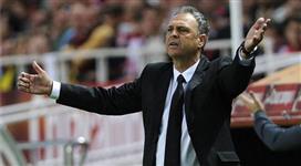 رسمياً.. نادي أوساسونا يُعيد «كاباروس» إلى التدريب ويوقّع معه حتى عام 2018 !