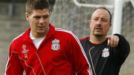 رافائيل بينيتز يطالب نيوكاسل بضم جيرارد.. في يناير