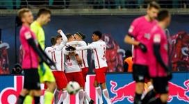 بالفيديو - بثنائية نظيفة على هيرتا برلين.. «لايبزيغ» يعود إلى صدارة «البوندزليغا» مؤقتاً !