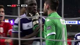 بالفيديو - فالديز يعتدي على مدافع أندرلخت!