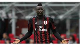 بالوتيلي يرفض بيسكارا ونابولي يرفضه.. ولا يريده سوى أياكس!