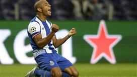 «جشع» إدارة بورتو وراء فشل انتقال براهيمي إلى إيفرتون