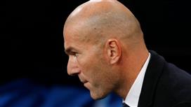 5 لاعبين مدريديستا يضعون زيدان في دائرة " القلق "