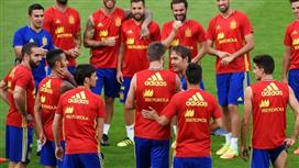 3 من أعمدة إسبانيا يهددون بعدم التواجد مع المنتخب في مونديال روسيا