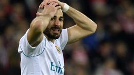 زيدان يصدم جماهير ريال مدريد ويؤكد لهم : لن أطلب مهاجماً فنحن لدينا بنزيما