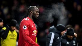 مورينيو يكشف سبب عدم احتفال لوكاكو بالهدف وعن نفسه يقول :" لا أصاب بالجنون كمدربين آخرين ".