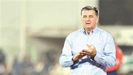 بونياك يستبعد الأزرق من الترشيحات .. ويُرشح طرفي نهائي خليجي 23