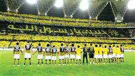 مفتي المملكة يطالب بعدم إقامة المباريات بين المغرب والعشاء