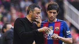 برشلونة يعد سيرجي روبيرتو بإعادته لخط الوسط.. الموسم المقبل!!