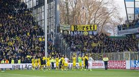 بالفيديو - دورتموند يستقر في المركز الثالث بعد ثلاثيته النظيفة في أرض فرايبورغ