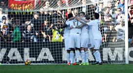 بالفيديو - بركلة جزاء .. الميلان يحقق المطلوب ويخرج بالنقاط الثلاث من أرض ساسولو !