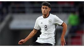 رسمياً.. دورتموند يضم لاعب مونشنغلادباخ "السوري الأصل" لمدة 5 سنوات !