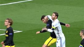 ماركا: الاتحاد الأوروبي لن يعاقب راموس بسبب تعديه على لوكاس هيرنانديز