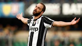 نابولي يخرج منتصرا في قضية هيجواين