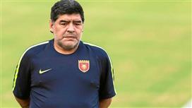 رسالة من أفضل لاعب في تاريخ الأرجنتين مارادونا إلى إشبيلية