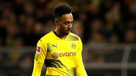 لماذا غاب أوباميانج عن لقاء دورتموند أمام فولفسبورج ؟ هل اقترب الرحيل ؟