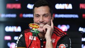 رسمياً .. خوليو سيزار ينضم لصفوف نادي فلامنجو البرازيلي