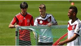 ريوس يدافع عن يواخيم لوف