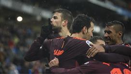 بيكيه يُوضح أسباب احتفاله الذي أشار فيه لجماهير إسبانيول بالصمت