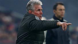 هاينكس يحدد مدى خطورة إصابة خاميس ويتحدث بواقعية عن طرد لاعب بيشكتاش