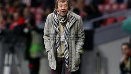 مدرب لوكومتيف يرفع شعار : مهما عصفت بك الأيام، لا تستسلم