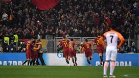 بعيداً عن أمنية التأهل .. لاعبو روما يحققون أمنية مدربهم بخصوص حارس الفريق