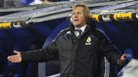 بيرند شوستر ينتقل للدوري الصيني ليدرب كاراسكو ورفاقه