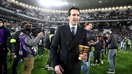 إيمري يرفض تعكير صفو فرحة كأس الرابطة ويرفض الاستجابة للإعلاميين