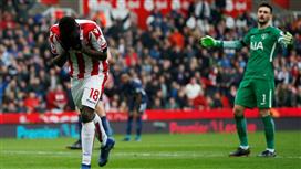 لغة الأرقام تضع حارس توتنهام في موقف محرج بين حراس القارة