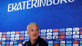 ديشامب يكشف حالة جريزمان الصحية وجاهزيته لمباراة البيرو من عدمها