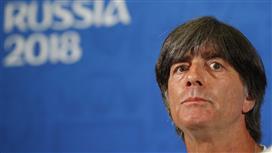 لوف : هستيريا الفوز على السويد لن تؤثر علينا أمام كوريا