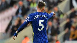 برشلونة يفكر بجورجينيو لتعويض بوسكيتس