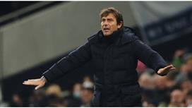 كونتي: توتنهام مُلزم بشراء روميرو في نهاية الموسم