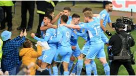 الحكام يعتذرون لإيفرتون عن خطأ "الفار" في مواجهة السيتي