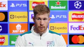 دي بروين: سنرى مباراة مختلفة بين فريقين هجوميين للغاية